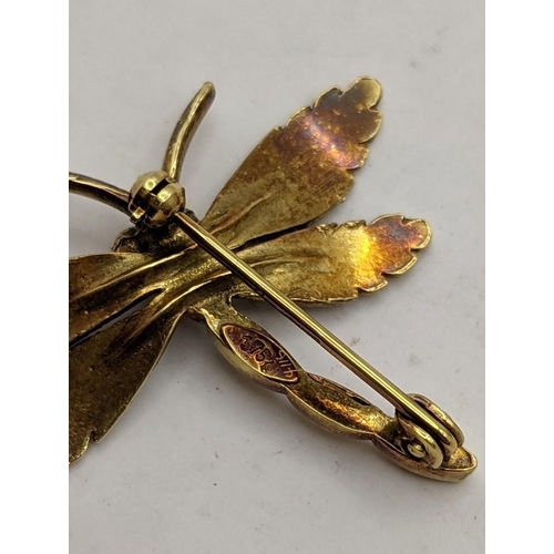 49 - A 9ct gold dragonfly brooch, and a 9ct gold honey bee brooch, 5.6g Location: CAB3