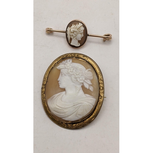 108 - Two shell camo brooches in yellow metal mounts, both depicting maidens, 13.3g
Location: CAB1