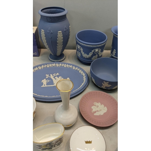 145 - A mixed lot to include Wedgwood Jasperware to include a vase and others together with a silver plate... 