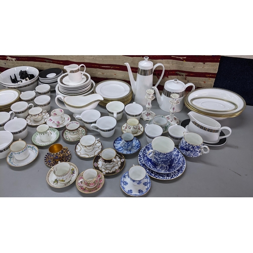 181 - A mixed lot of china to include Royal Crown Derby cups and saucers, Royal Worcester, Meissen, Tuscan... 