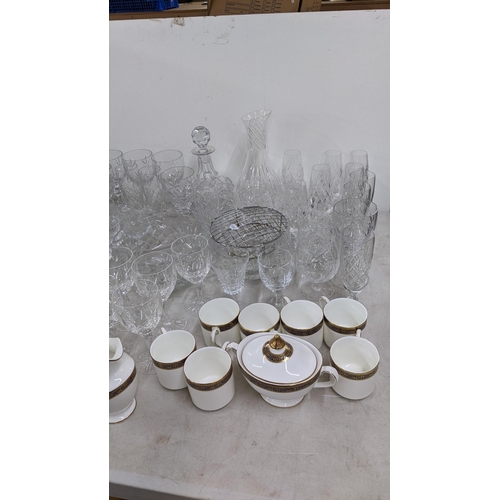 223 - A selection of glassware together with a collection of Doulton Harlow china
Location:LWB