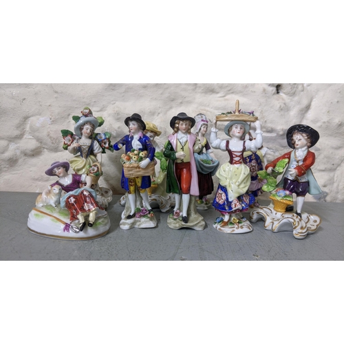 224 - A quantity of 13x late 19th/early 20th mainly German porcelain figures each in 18th century costume
... 