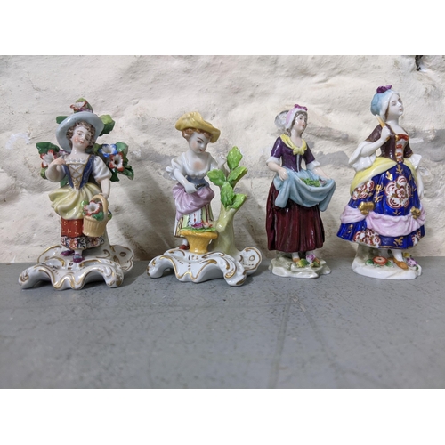 224 - A quantity of 13x late 19th/early 20th mainly German porcelain figures each in 18th century costume
... 