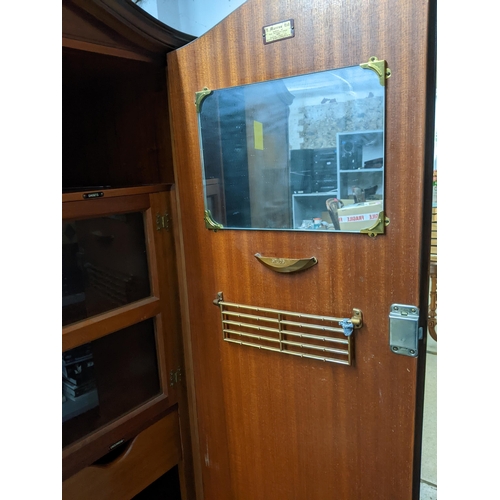 539 - Early 20th century walnut single wardrobe, twin doors with crossbanding, brass handles and escutcheo... 