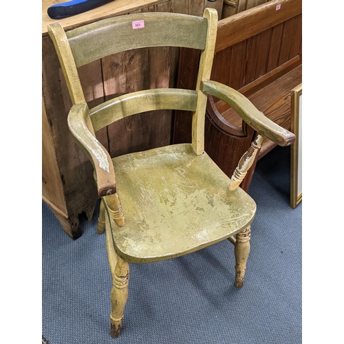 503 - A 19th century painted bar back Windsor chair on turned legs Location: LAM