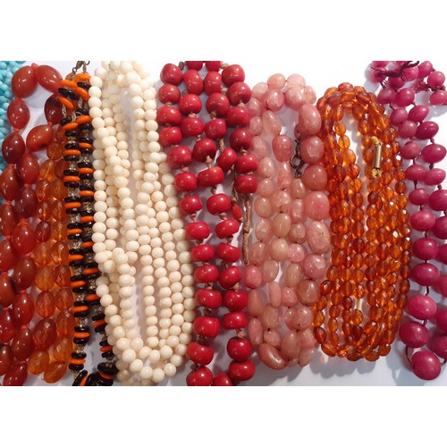 108 - Nine vintage bead necklaces to include a carnelian agate string of beads. Location:R2.4