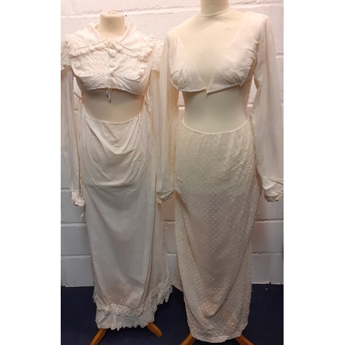 123 - A late 19th/early 20th Century bespoke cream cotton maternity night gown with a central section havi... 