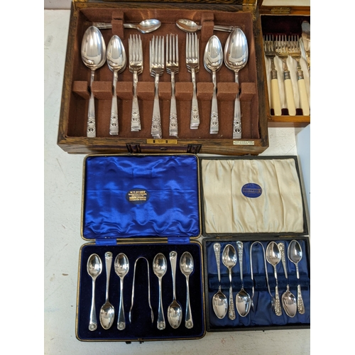 126 - Silver plate to include canteen fish knives and forks, sugar tongs and flatware
Location:5.3