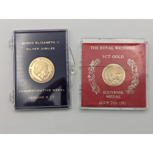 15 - A pair of 9ct gold commemorative coins to include Queen Elizabeth II Silver Jubilee and 1981 Royal W... 