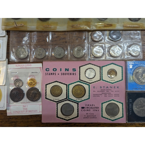 7 - A quantity of mostly British post-1947 and decimal coinage to include commemorative Crowns, 1951, Ch... 