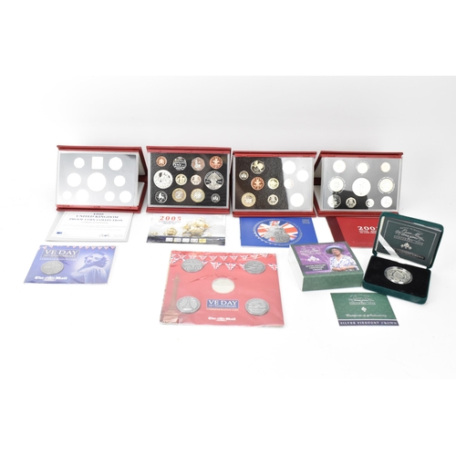 45 - Mixed Royal Mint proof UK coinage 1999, 2001,2004,2005, Piedfort silver proof Queen's Mother Crown a... 