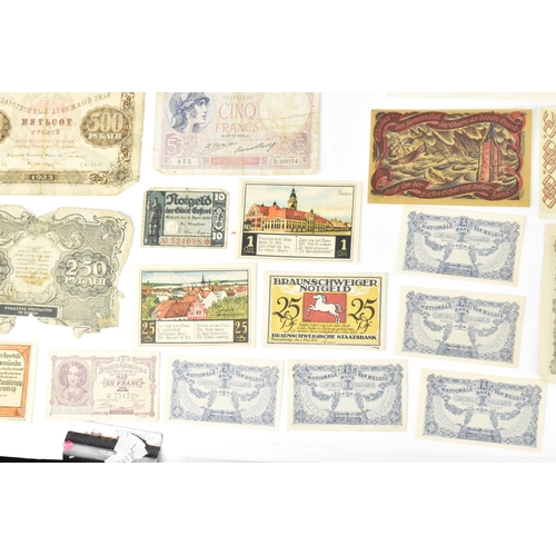 97 - A mixed collection of early 20th century and later world banknotes, to include Germany 1914, Notgeld... 