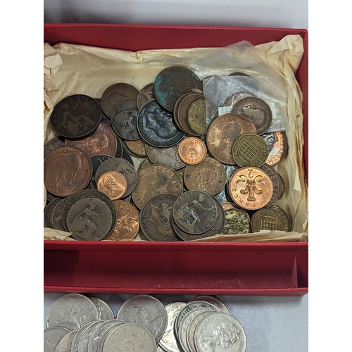 427 - A mixed collection of British coinage Victorian and later, half penny 1866, George V and VI sixpence... 