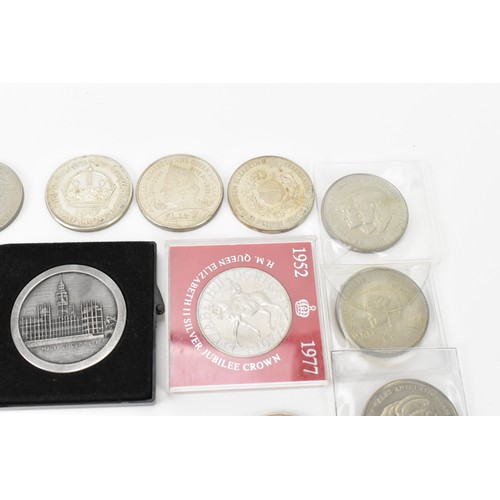 62 - Coins of Interest - A mixed collection to include a 1997 1oz fine silver USA Dollar, 1927 Parliament... 