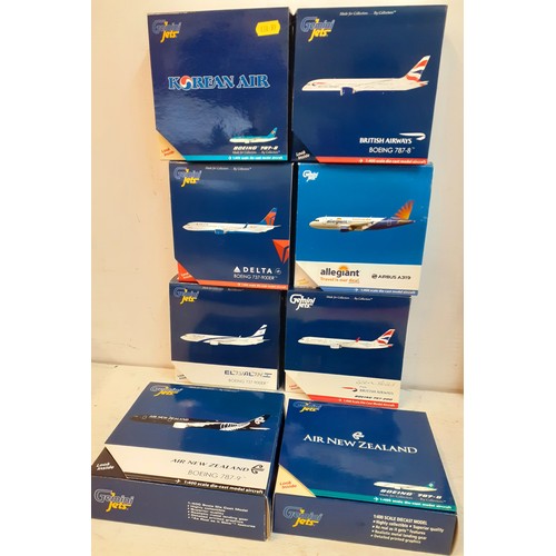 66 - Gemini Jets-A collection of 8 commercial diecast model aircraft, 1:400 scale to include Korean Air, ... 