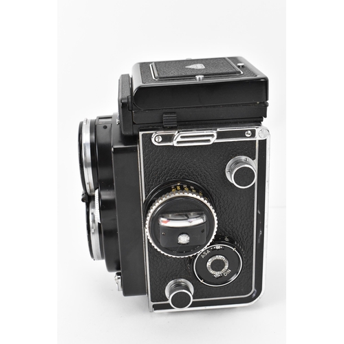 218 - A Rolleiflex Synchro-Compur 2.8F TLR camera, model K4, circa 1960s, 2952022, with Schneider-Kreuznac... 