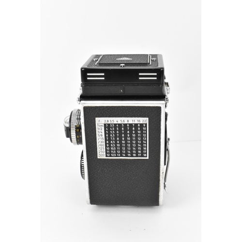 218 - A Rolleiflex Synchro-Compur 2.8F TLR camera, model K4, circa 1960s, 2952022, with Schneider-Kreuznac... 