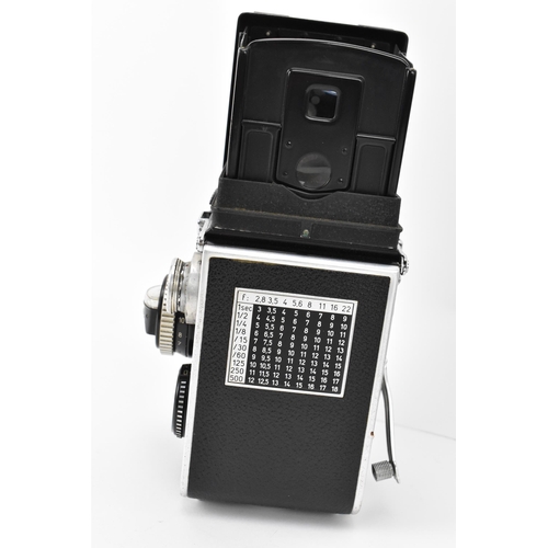 219 - A Rolleiflex Synchro-Compur TLR camera, model K4, circa 1960s, , with Carl Zeiss nr. 2051688 Planar ... 