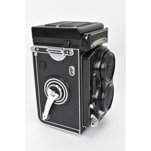 220 - A Rolleiflex T 3.5 TLR camera , with Carl Zeiss nr. 2818876 Tessar 1:3,5/f=75mm taking lens, and Hei... 