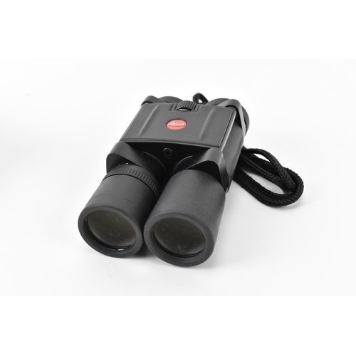 226 - A pair of Leica Trinovid 10x25 binoculars, in leather carry case