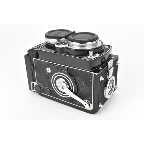 227 - A Rolleiflex 2.8 GX TLR Camera 1987-1994, 3012836, with Rollei Planar 1:2,8 f=80mm taking lens, and ... 