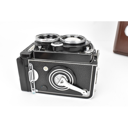 231 - A Rolleiflex Synchro-Compur 2.8F TLR camera, model K7F, 1960-1981, 2418286, with Carl Zeiss Planar 1... 