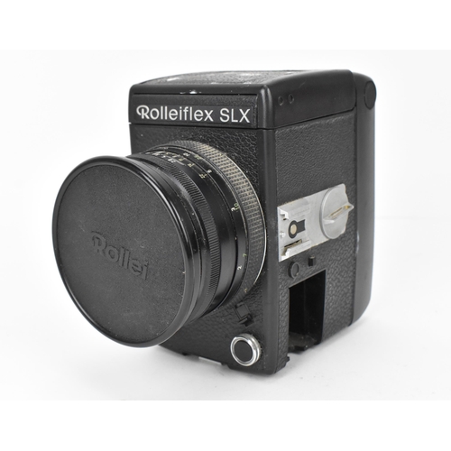 235 - A Rolleiflex SLX camera, with Rollei Planar 1:2,8 f=80mm nr. 8074370 lens, with lens cap, no battery... 