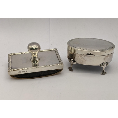 107 - Mixed silver to include a four footed trinket box, a pair of silver pin dishes having pierced edges ... 