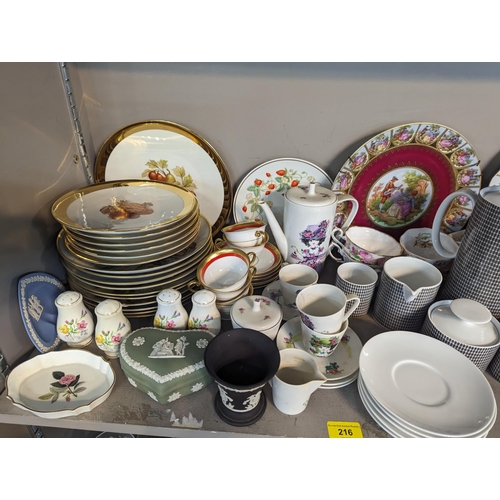 216 - Mixed ceramics to include Wedgwood, Wedgwood Jasperware, Noblesse, Haomas, Franklin Mint picture pla... 