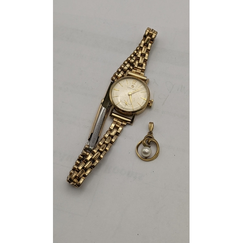 15 - A Certina 9ct gold ladies manual wind wrist watch on a gold plated bracelet, together with a 9ct gol... 