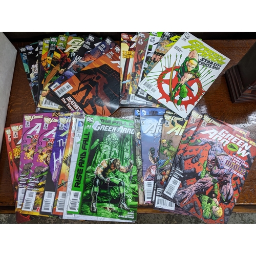 271 - A quantity of approx. 100+ American DC comics to include Green Arrow, Deadman, Superman Action Comic... 