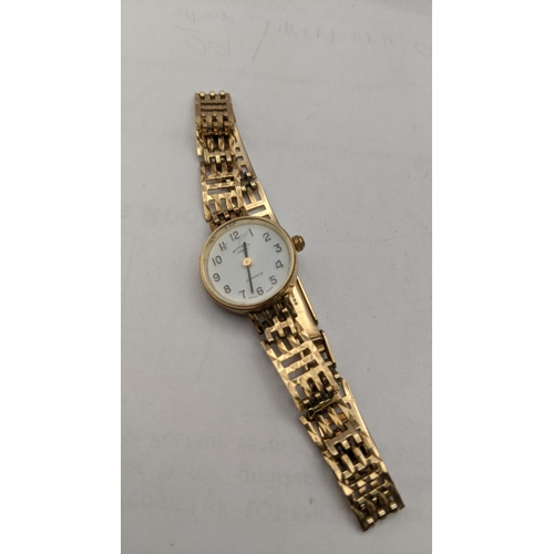 12 - A 9ct gold ladies manual wind wristwatch and a 9ct gold bracelet, total weight 13.1g
Location: CAB3