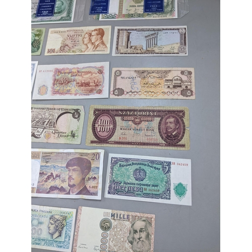 379 - Mixed banknotes from around the world to include a 1973 Hong Kong and Shanghai Banking corporation T... 