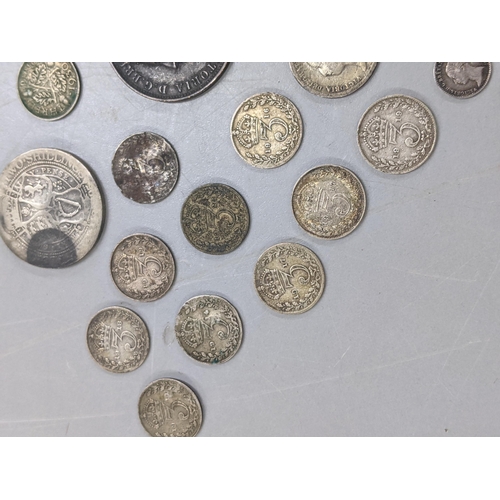 384 - Mixed coins of interest to include 1815 Bank token 3 Shilling, Maundy coinage, George III, 1795 penn... 