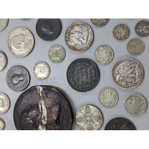 384 - Mixed coins of interest to include 1815 Bank token 3 Shilling, Maundy coinage, George III, 1795 penn... 