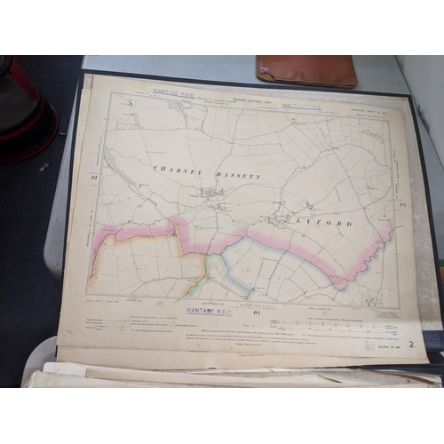 495 - Approx 60 A2 street maps, mainly 1913 and 1914 edition reprints showing areas in and around Berkshir... 