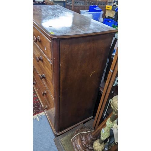 514 - A Victorian mahogany chest of two short and four long graduated drawers, 130cm h x 120cm w
Location:... 