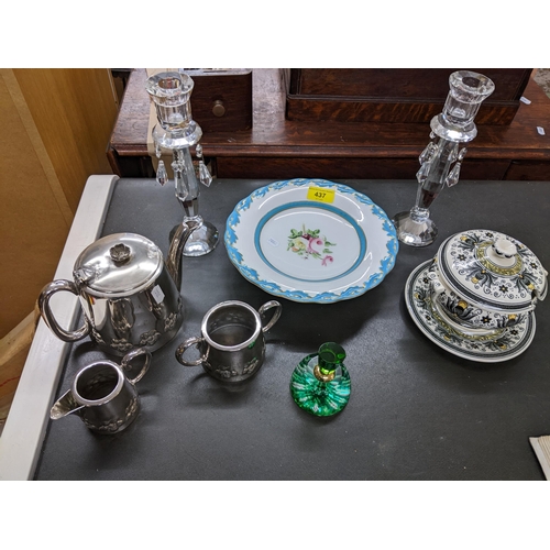 437 - Mixed lot to include a pair of faceted cut glass candlesticks with faceted glass drops, three piece ... 