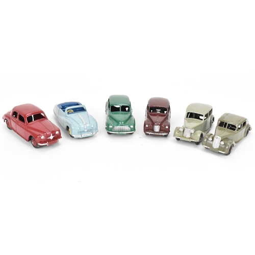 264 - A collection of vintage Dinky diecast cars, to include an Austin Atlantic in blue, a Green Morris Ox... 