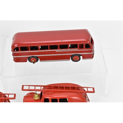 267 - A collection of vintage Dinky diecast cars, to include a 280 delivery van in blue, a 29e single deck... 