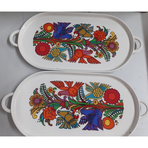 249 - A mixed lot to include prints, 2x Villeroy & Boch 'Acapulco' serving dishes, Wade whimsies, a Le Cre... 