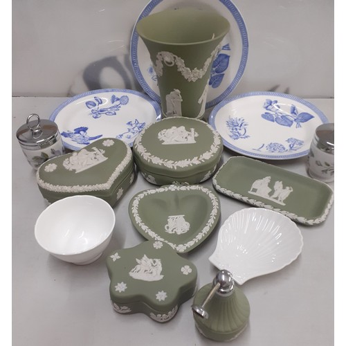 271 - A quantity of green Wedgwood Jasperware to include a vase and trinket pots together with 2x Royal Wo... 