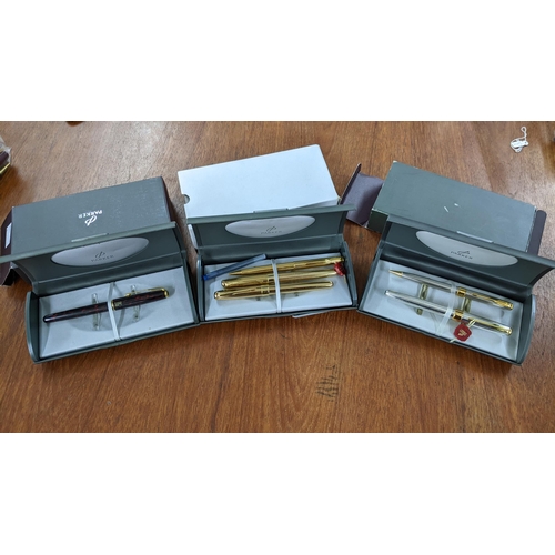 Eight vintage Parker Sonnet sets, all with 18ct gold nibs Location: LAB