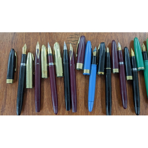 5 - Thirteen Sheaffer fountain pens, and a pencil to include Sheaffer Ballance, Triumph and Snor Kels Lo... 