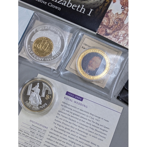 305 - Mixed British Commemorative coins to include 2006 Trooping the Colour silver £5, 2006 Royal Wedding ... 