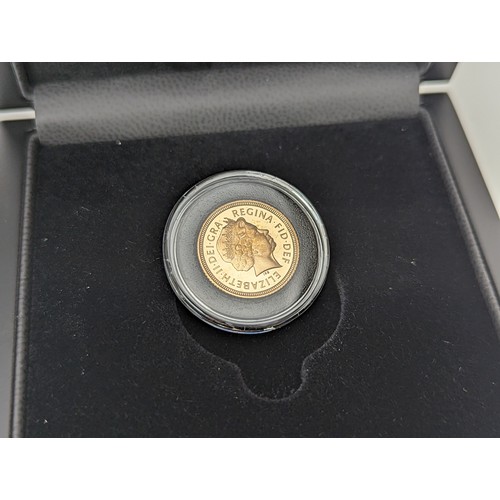 122 - United Kingdom - Elizabeth II (1952-2022), Hattons of London, 2002 Half Sovereign, Limited Edition 1... 