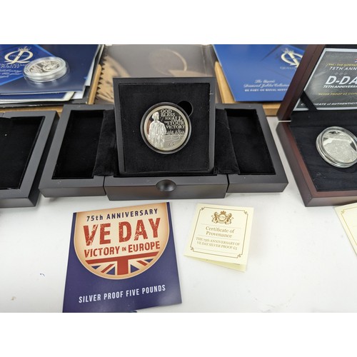 129 - A collection of Silver Proof commemorative coins to include Royal Australia Mint 2017 Royal 70th Wed... 