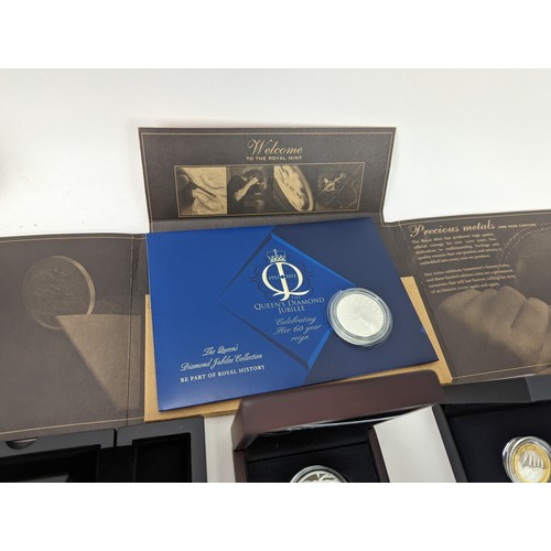 129 - A collection of Silver Proof commemorative coins to include Royal Australia Mint 2017 Royal 70th Wed... 