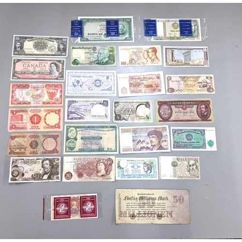 323 - Mixed banknotes from around the world to include a 1973 Hong Kong and Shanghai Banking corporation T... 