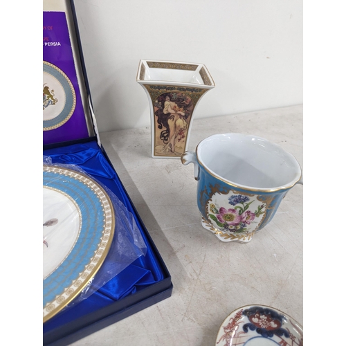 349 - Mixed ceramics to include Coalport Lincoln Cathedral 900th Anniversary urn, a boxed Spode Imperial p... 